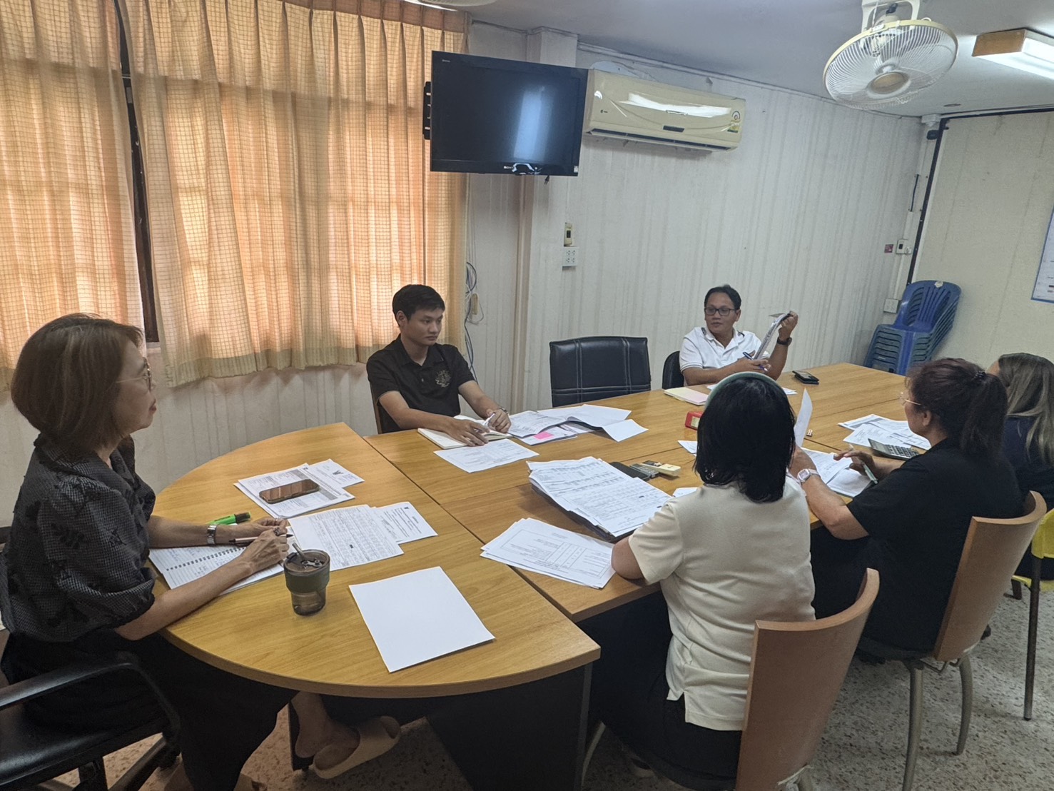 title - ประชุมผู้อำนวยการกลุ่ม / ฝ่าย ฯ 